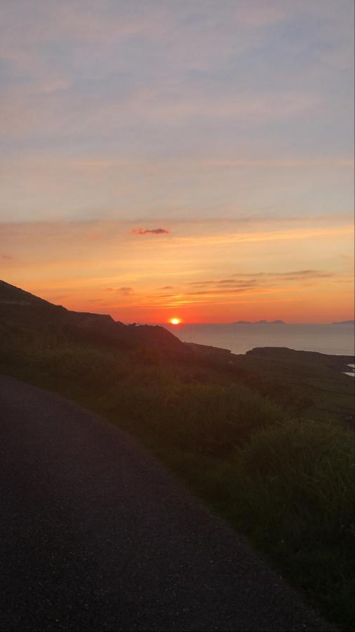 Bed and Breakfast Cuas A' Gamhna Valentia Island Exterior foto